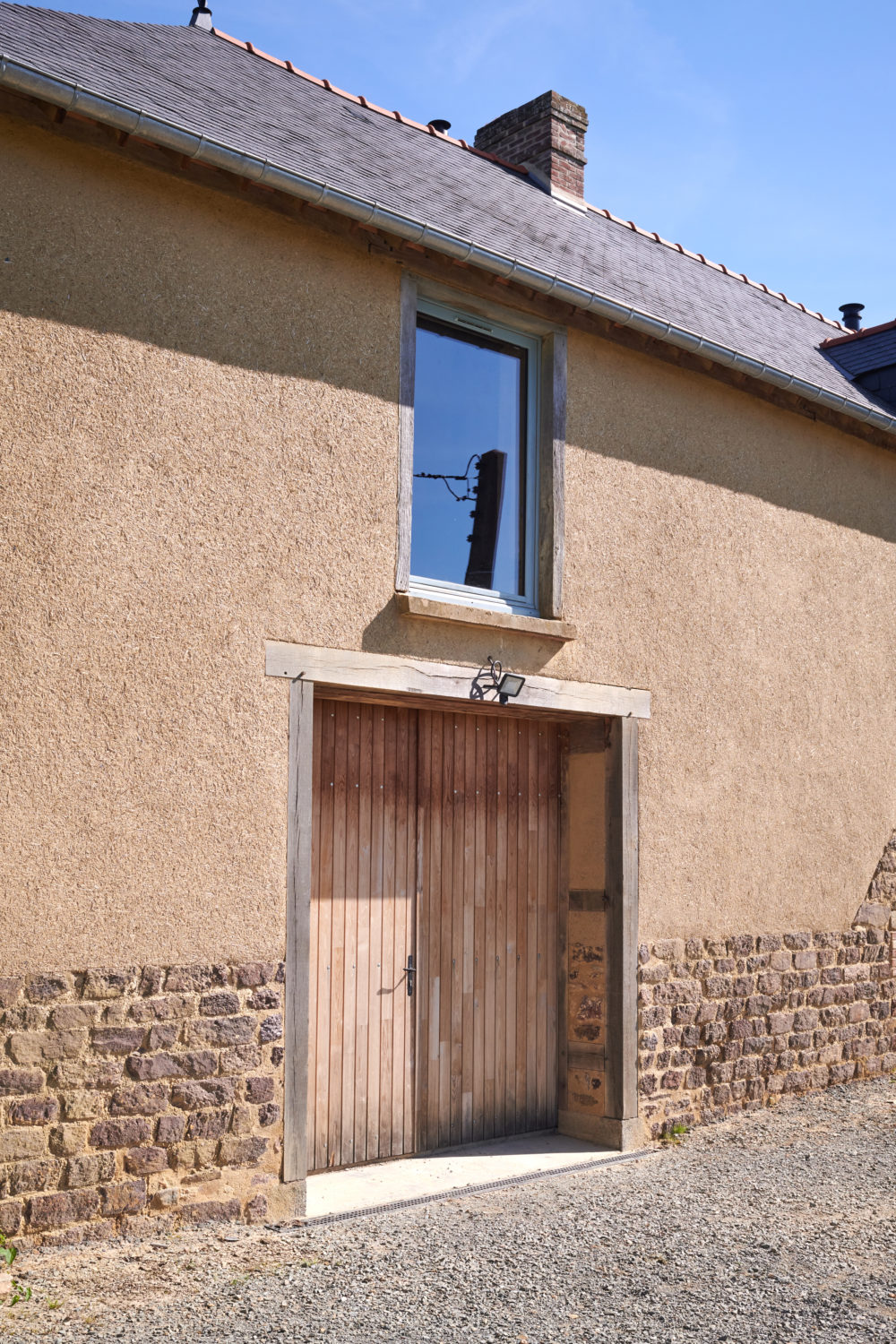 port de garage en bois